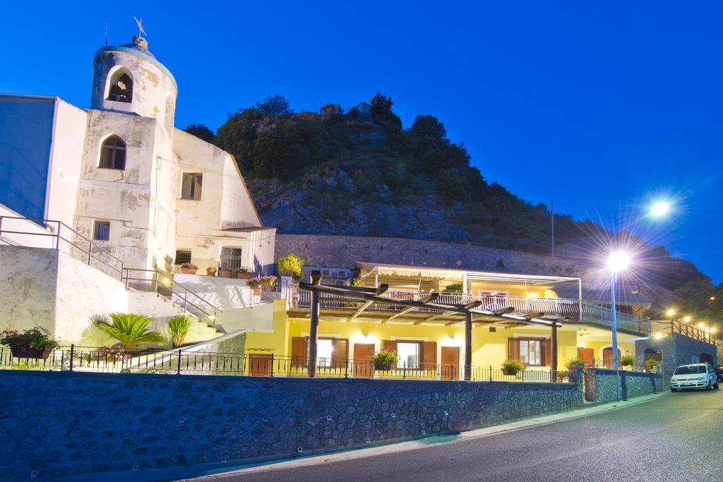 La Mela Blu Bed & Breakfast ฟูโรเร ภายนอก รูปภาพ