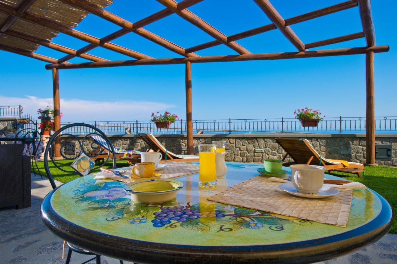 La Mela Blu Bed & Breakfast ฟูโรเร ภายนอก รูปภาพ